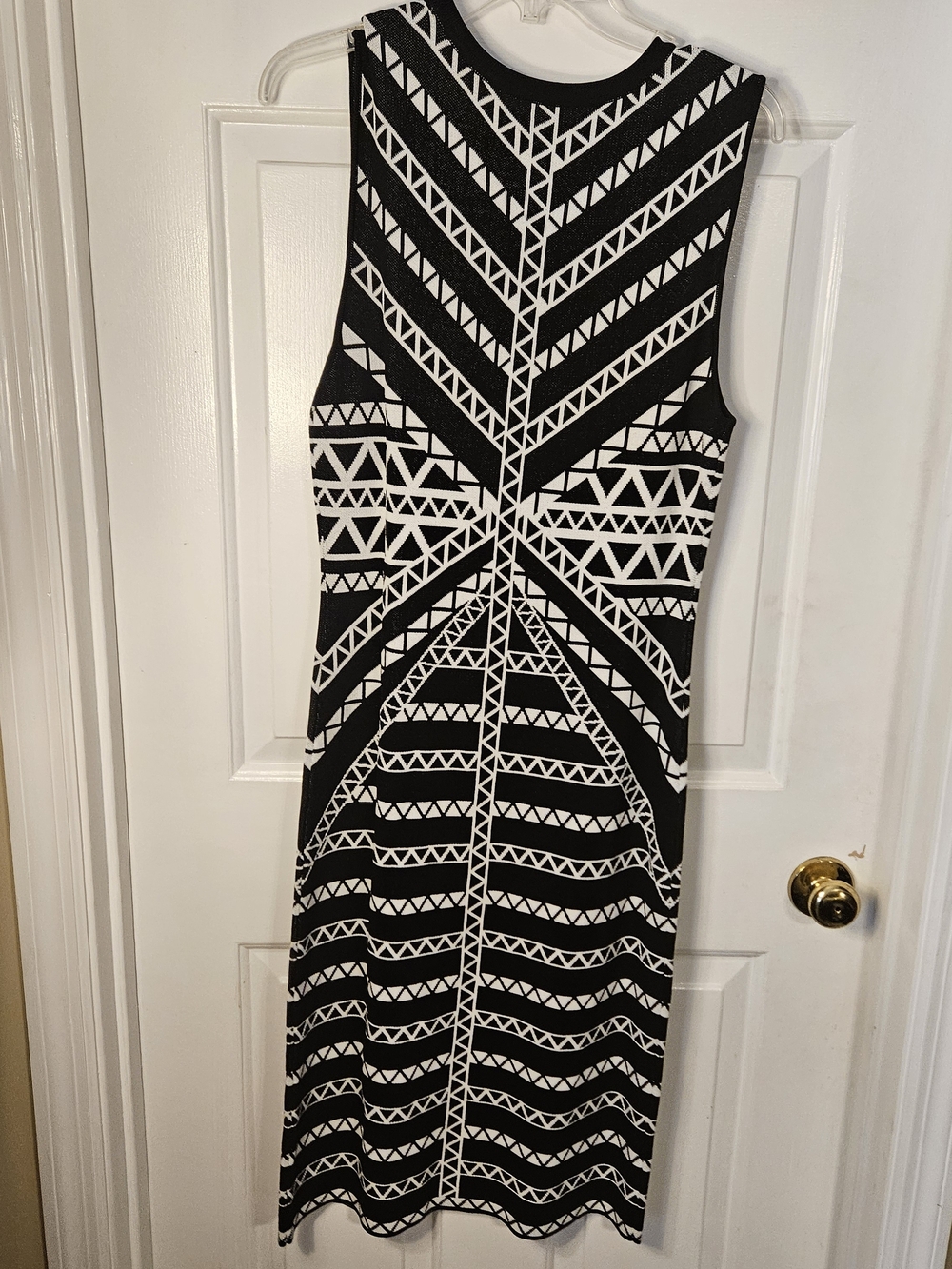 Black and White Geometric Midi Dress by Vince Camuto - Picture 2 of 9